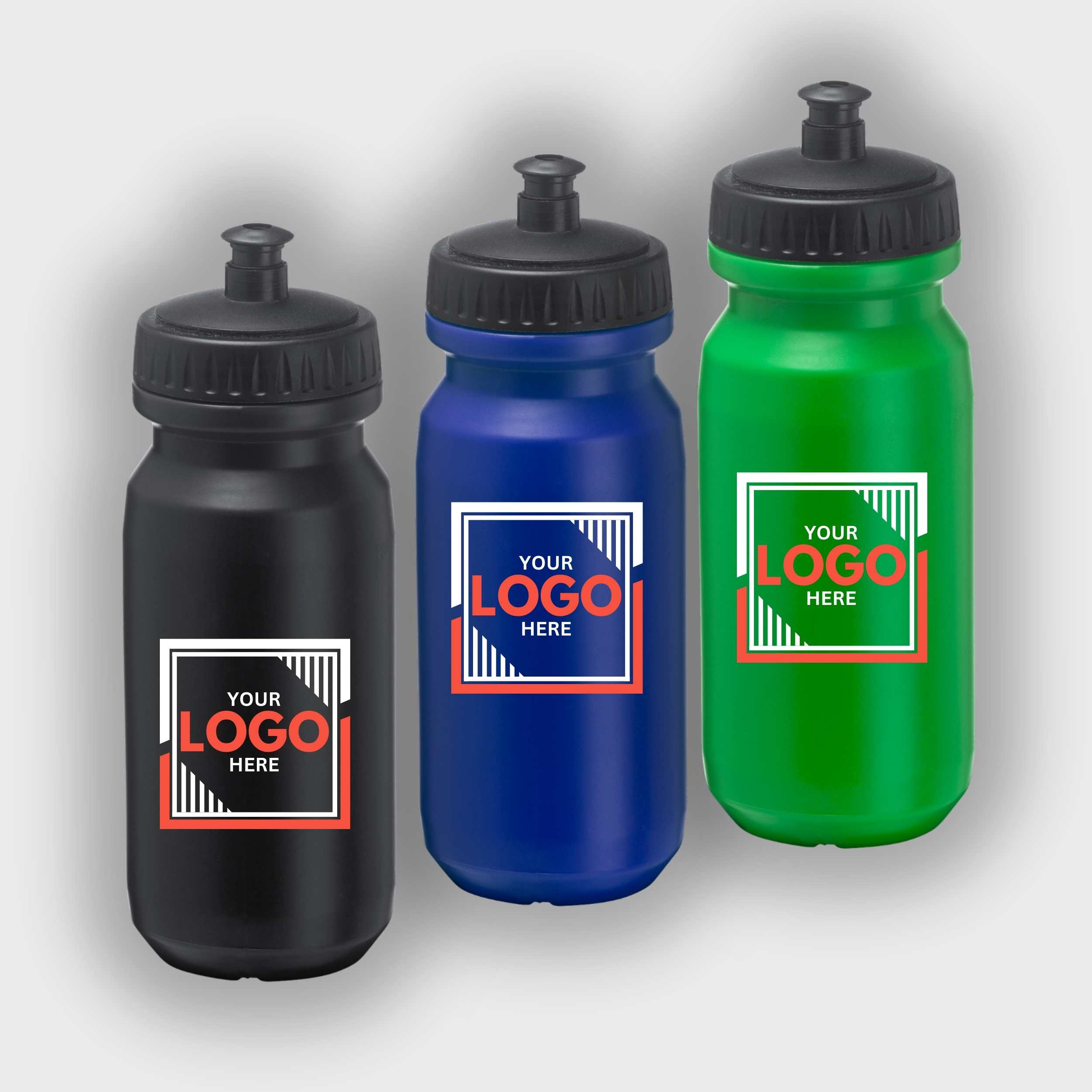 biała koszulka z logo na piersi